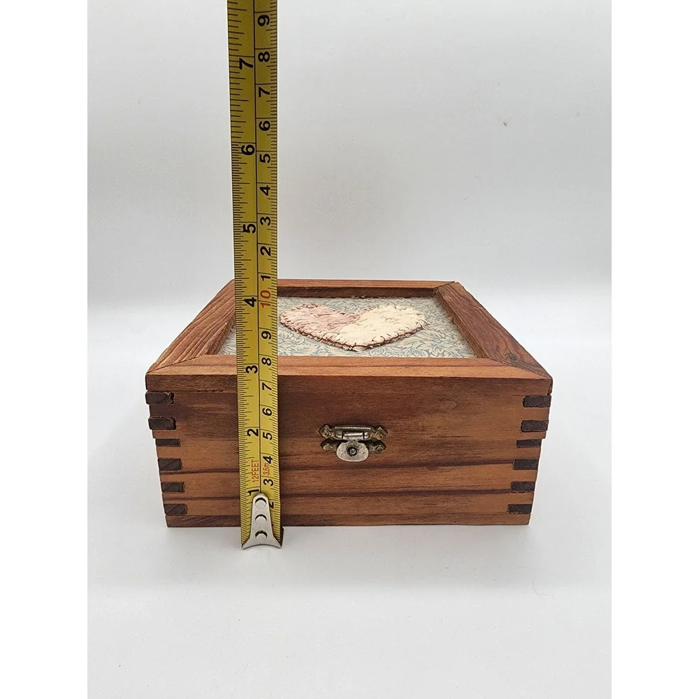 Vintage Wooden Keepsake‎ Box Heart Applique Lined Trinket Jewelry Storage